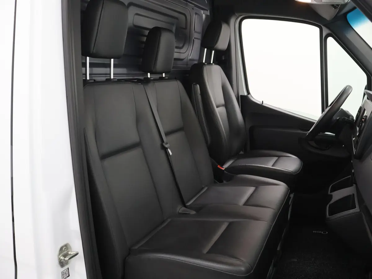 317 CDI | AUT. | L3 H2 | PARKEERCAMERA | AIRCO | 3-ZITS | NAVIGATIE | CERTIFIED