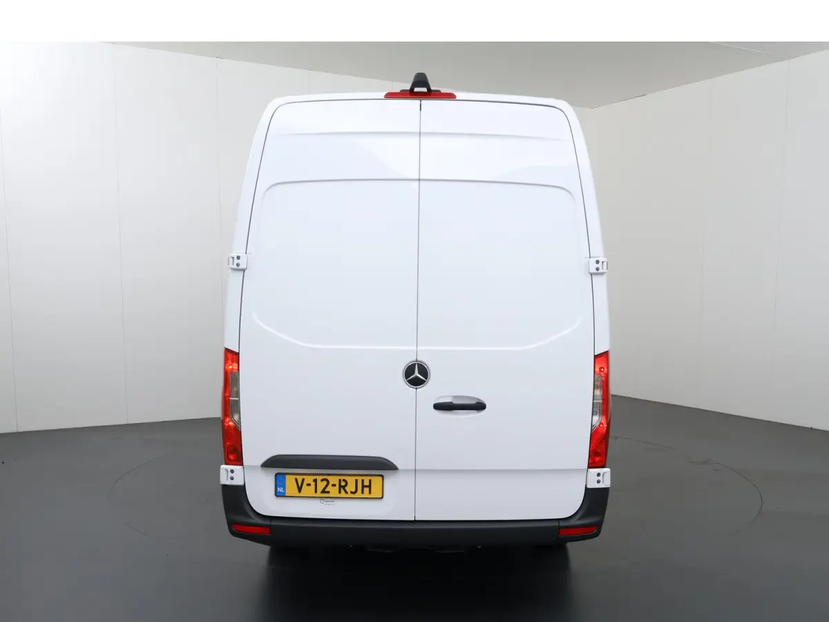 317 CDI | AUT. | L3 H2 | PARKEERCAMERA | AIRCO | 3-ZITS | NAVIGATIE | CERTIFIED
