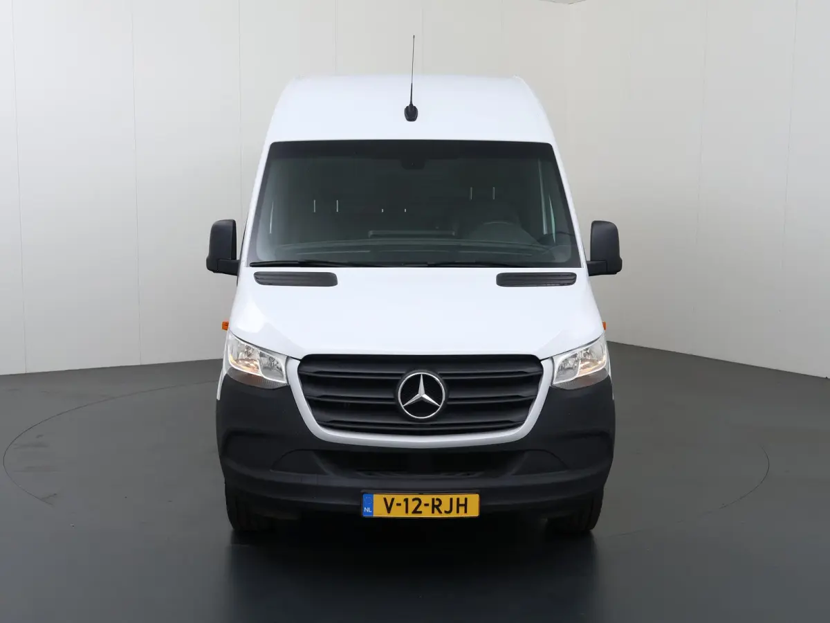 317 CDI | AUT. | L3 H2 | PARKEERCAMERA | AIRCO | 3-ZITS | NAVIGATIE | CERTIFIED