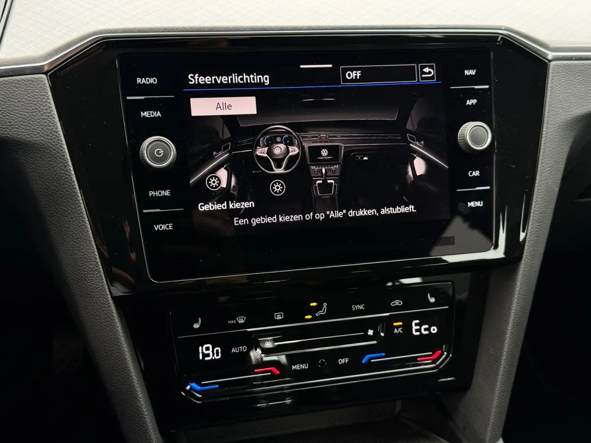 1.4 TSI PHEV GTE | Trekhaak | IQ Light | Massage | Travel Assist | Dodehoek | Dealer onderhouden