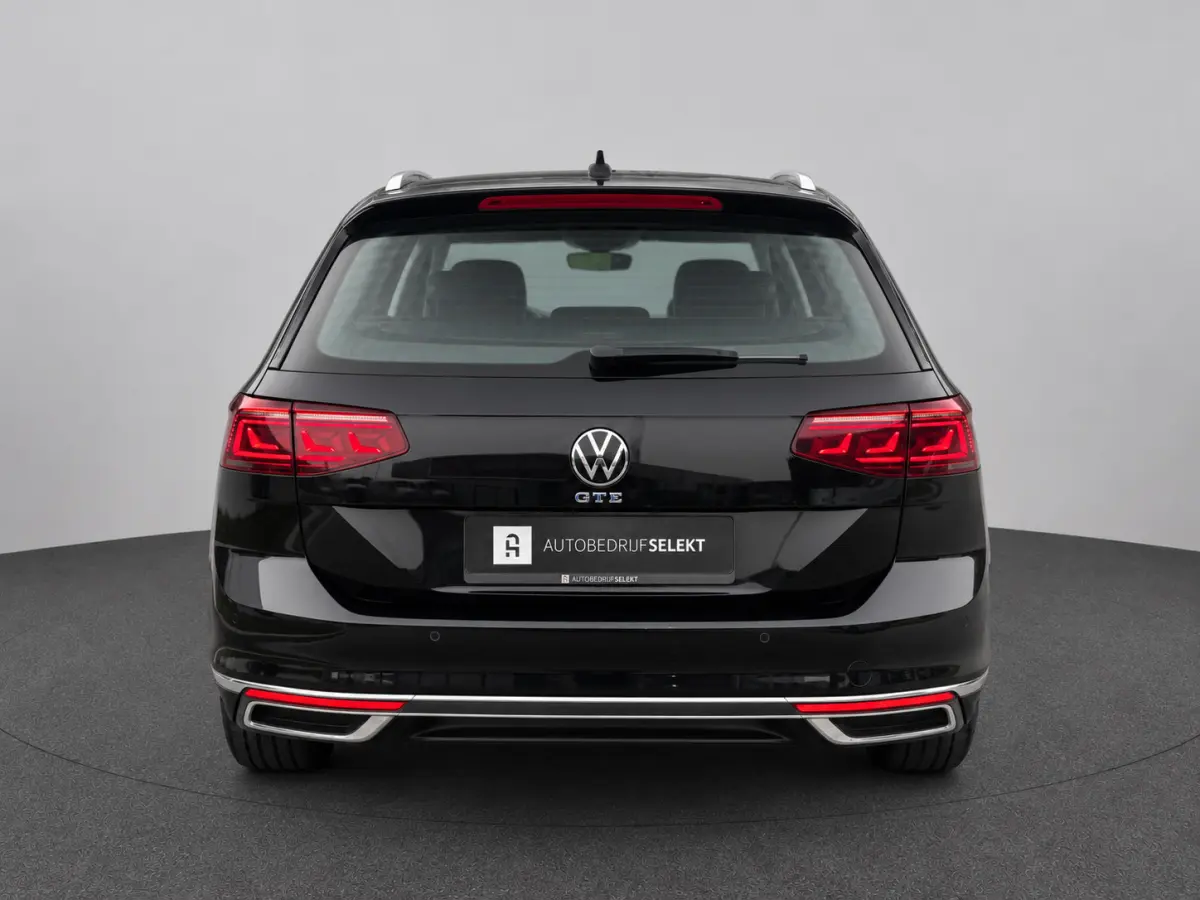 1.4 TSI PHEV GTE | Trekhaak | IQ Light | Massage | Travel Assist | Dodehoek | Dealer onderhouden