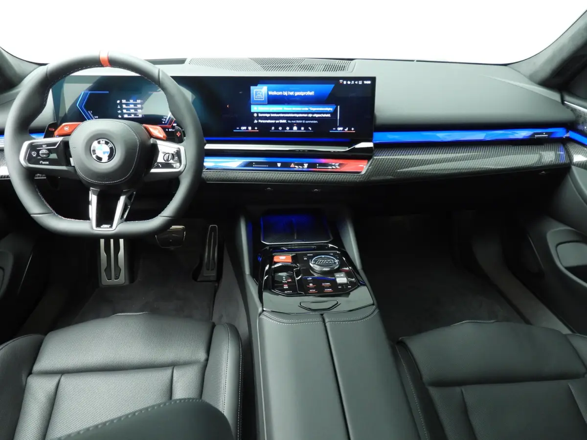 Touring M driver's Pack | Comfort Pack | Panoramadak | Bowers & Wilkins