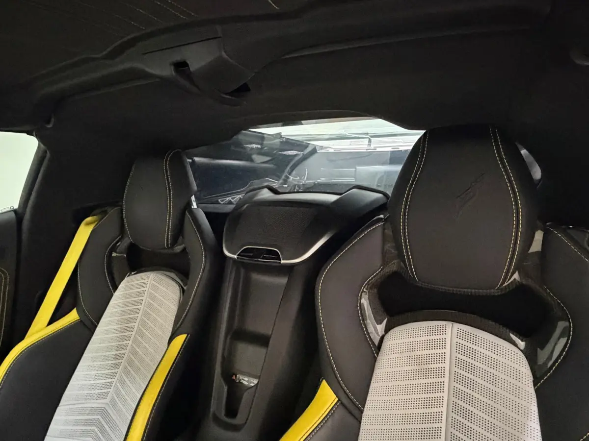 USA C8 .R 6.2L V8 Limited Edition nr. 711 van 1000
