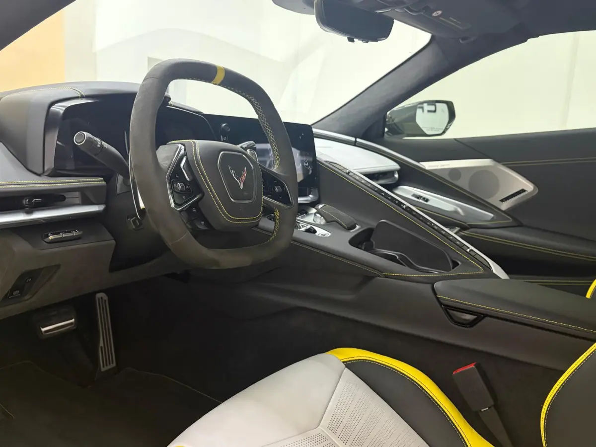 USA C8 .R 6.2L V8 Limited Edition nr. 711 van 1000