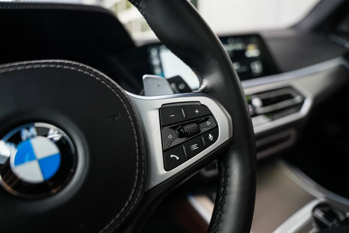 xDrive45e 395 pk High Executive M-Sportpakket/ Pano-Dak/ Harman&Kardon/ Nachtzicht/ Sport-Stoelen/ Stoel.Verw+Koeling/ Laser/ Head-Up/ 360-Camera/ Massage/ Adap.Cruise/ 22'' LMV