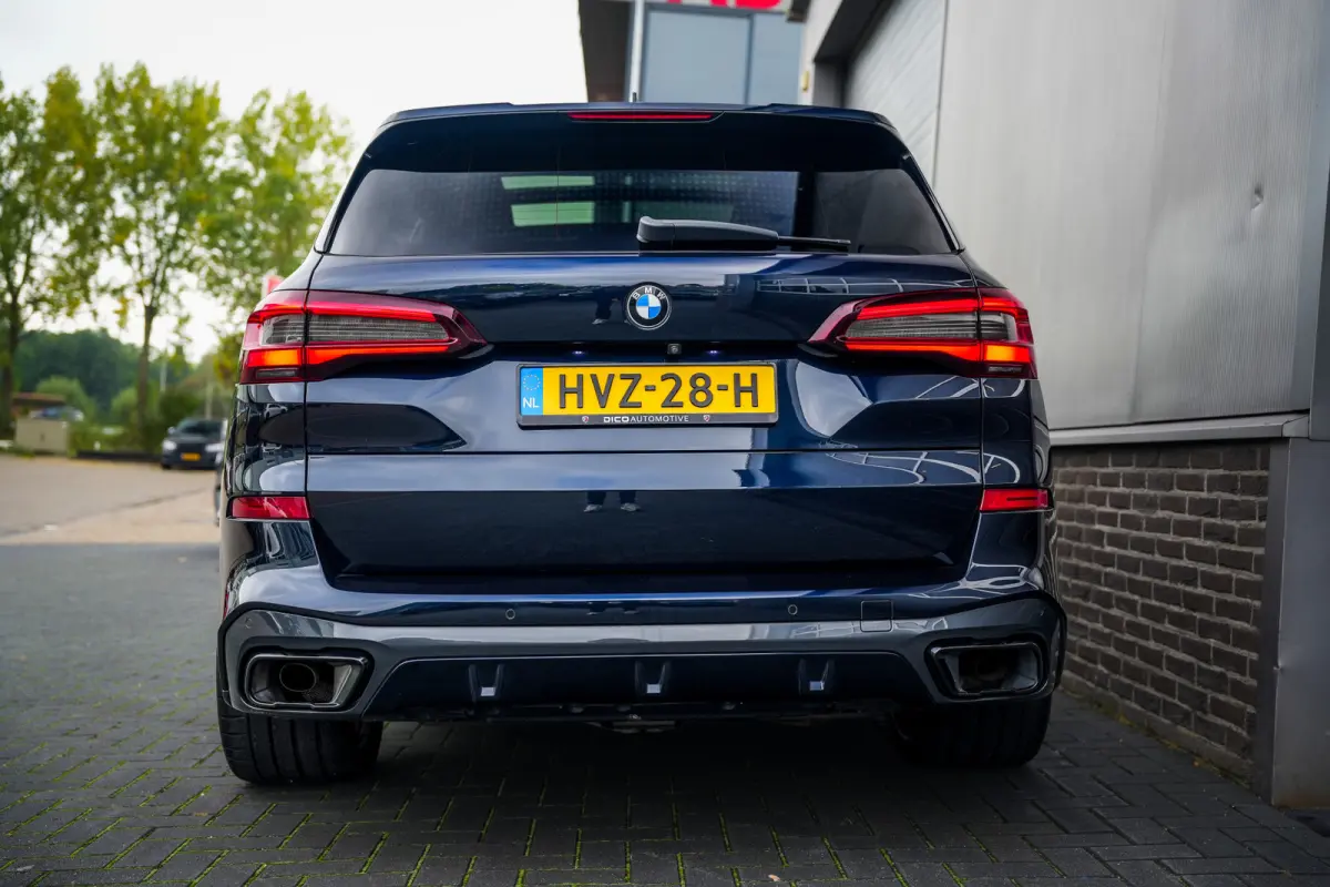 xDrive45e 395 pk High Executive M-Sportpakket/ Pano-Dak/ Harman&Kardon/ Nachtzicht/ Sport-Stoelen/ Stoel.Verw+Koeling/ Laser/ Head-Up/ 360-Camera/ Massage/ Adap.Cruise/ 22'' LMV