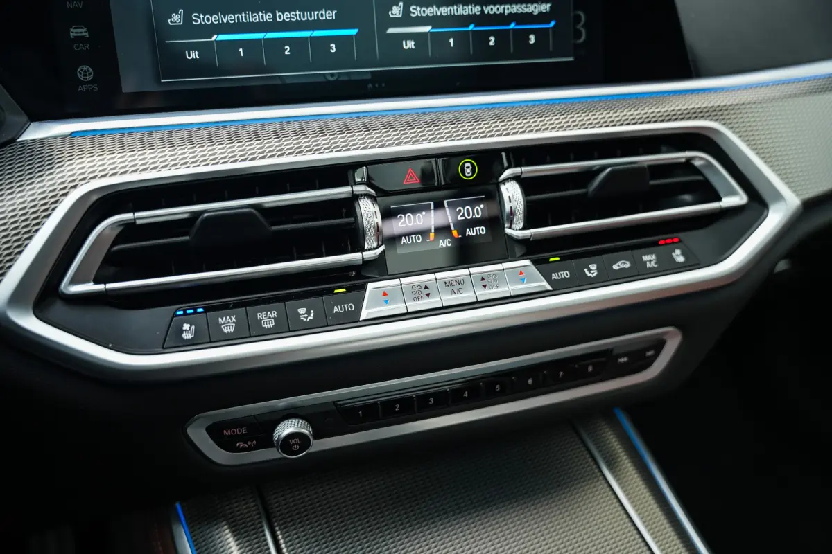 xDrive45e 395 pk High Executive M-Sportpakket/ Pano-Dak/ Harman&Kardon/ Nachtzicht/ Sport-Stoelen/ Stoel.Verw+Koeling/ Laser/ Head-Up/ 360-Camera/ Massage/ Adap.Cruise/ 22'' LMV