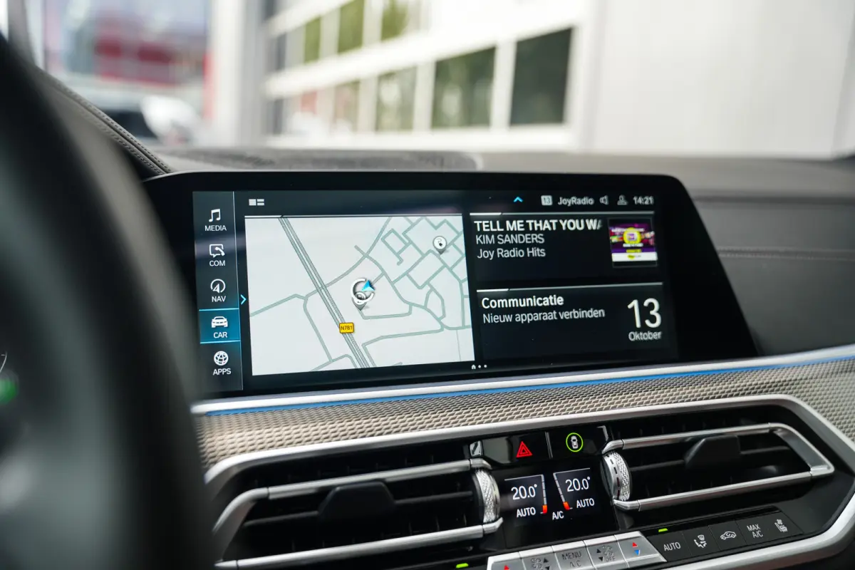 xDrive45e 395 pk High Executive M-Sportpakket/ Pano-Dak/ Harman&Kardon/ Nachtzicht/ Sport-Stoelen/ Stoel.Verw+Koeling/ Laser/ Head-Up/ 360-Camera/ Massage/ Adap.Cruise/ 22'' LMV