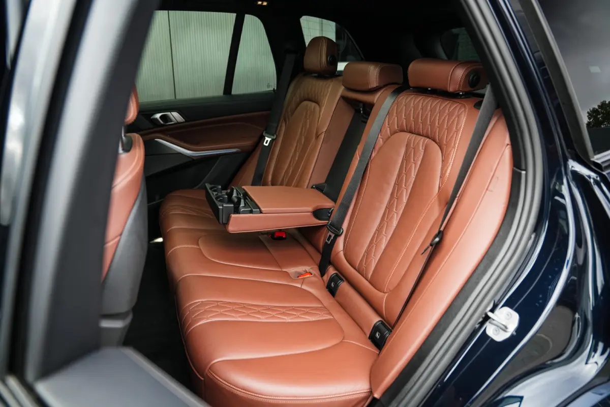 xDrive45e 395 pk High Executive M-Sportpakket/ Pano-Dak/ Harman&Kardon/ Nachtzicht/ Sport-Stoelen/ Stoel.Verw+Koeling/ Laser/ Head-Up/ 360-Camera/ Massage/ Adap.Cruise/ 22'' LMV