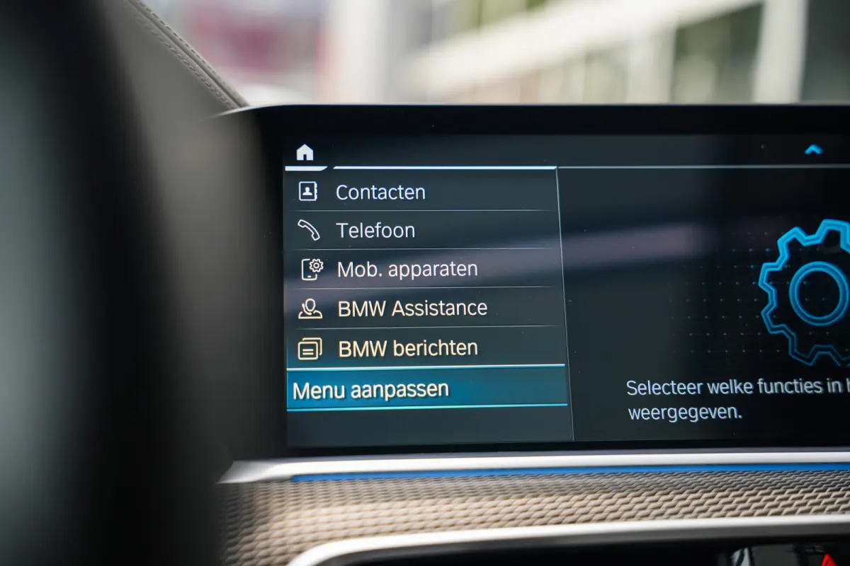 xDrive45e 395 pk High Executive M-Sportpakket/ Pano-Dak/ Harman&Kardon/ Nachtzicht/ Sport-Stoelen/ Stoel.Verw+Koeling/ Laser/ Head-Up/ 360-Camera/ Massage/ Adap.Cruise/ 22'' LMV