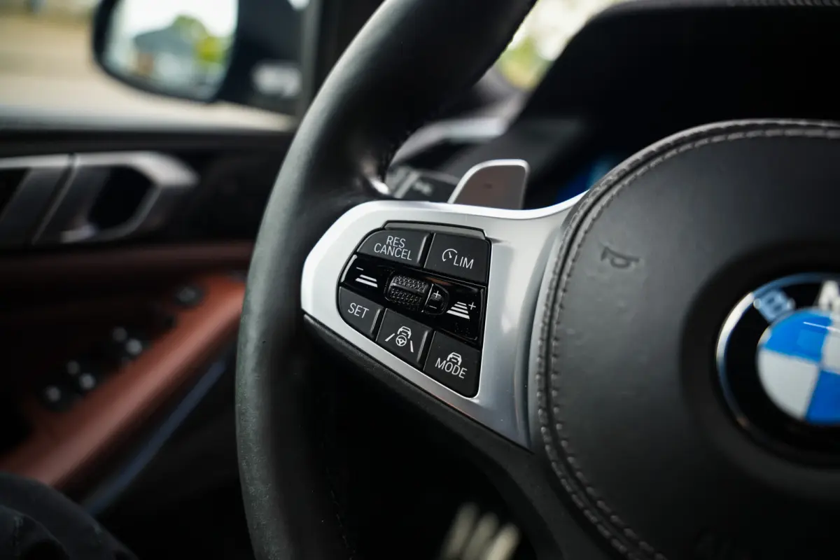 xDrive45e 395 pk High Executive M-Sportpakket/ Pano-Dak/ Harman&Kardon/ Nachtzicht/ Sport-Stoelen/ Stoel.Verw+Koeling/ Laser/ Head-Up/ 360-Camera/ Massage/ Adap.Cruise/ 22'' LMV