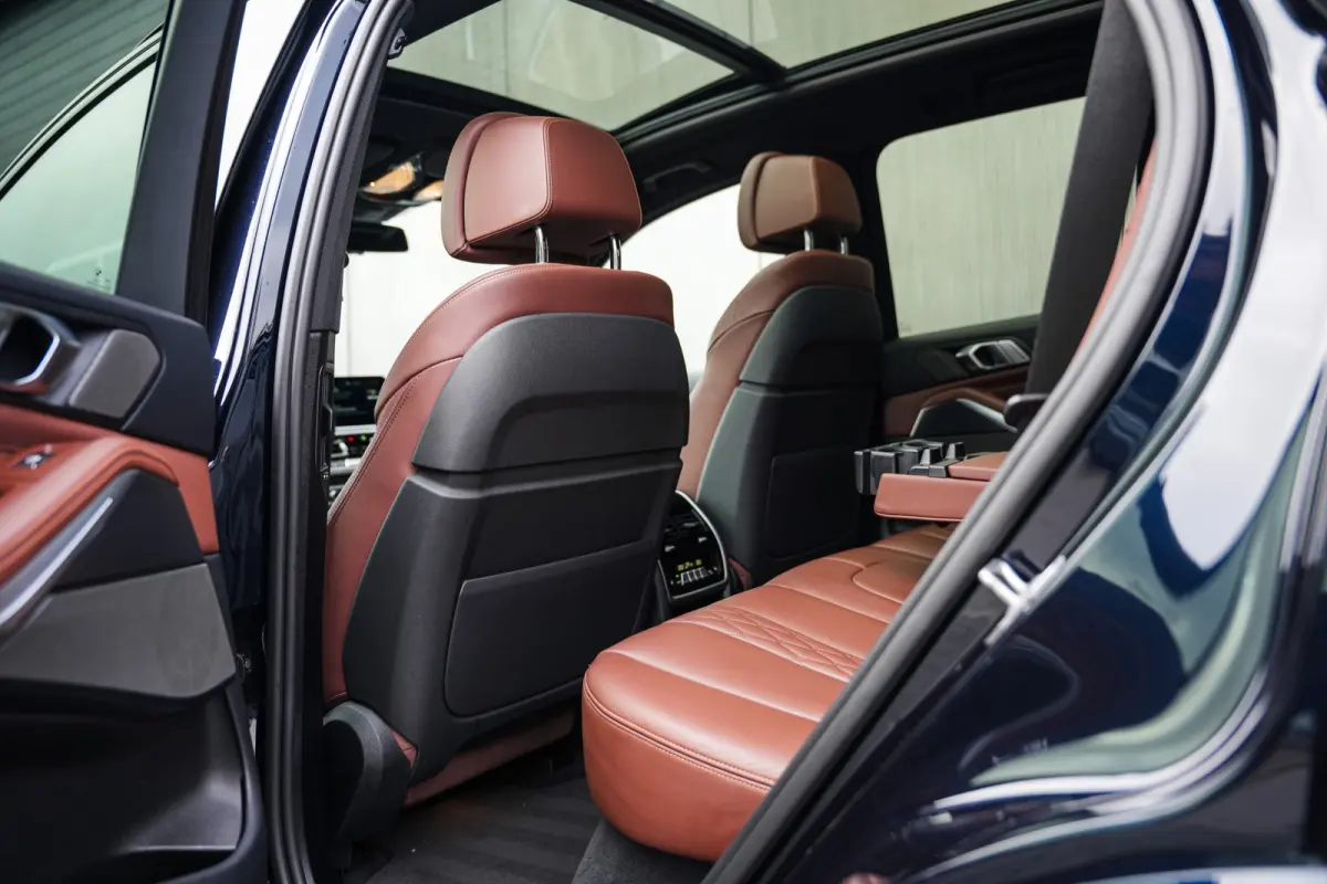 xDrive45e 395 pk High Executive M-Sportpakket/ Pano-Dak/ Harman&Kardon/ Nachtzicht/ Sport-Stoelen/ Stoel.Verw+Koeling/ Laser/ Head-Up/ 360-Camera/ Massage/ Adap.Cruise/ 22'' LMV