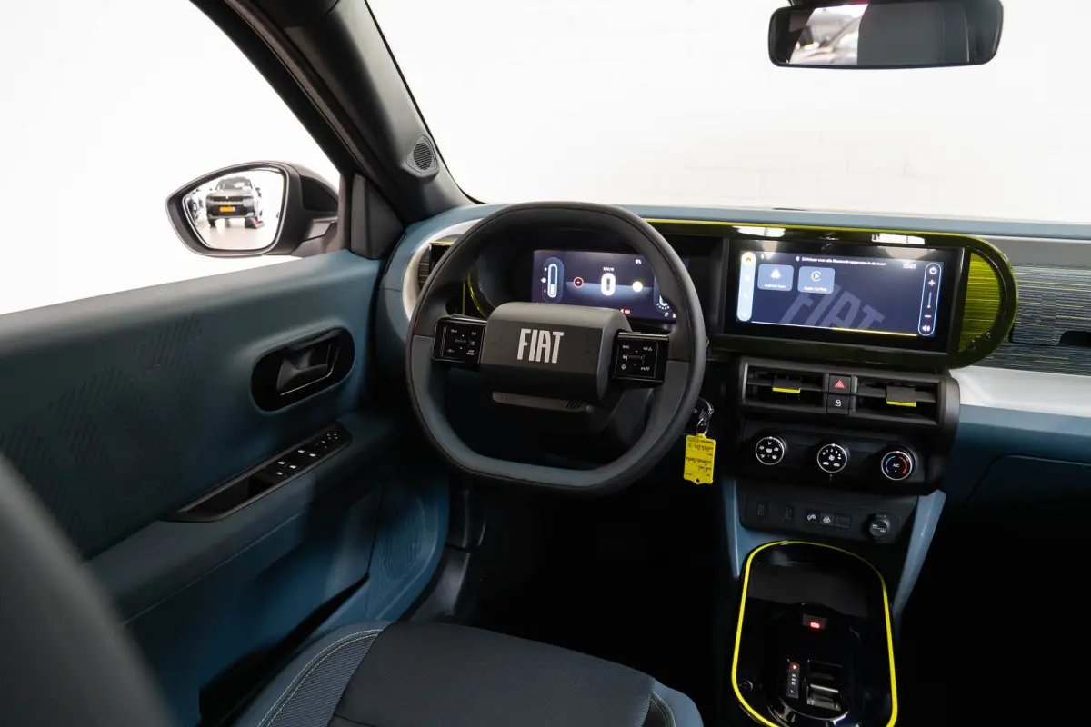 1.2 Hybrid ICON | Apple Carplay & Android Auto | Lichtmetalen velgen | Parkeersensoren | Cruise Controle | Airco |