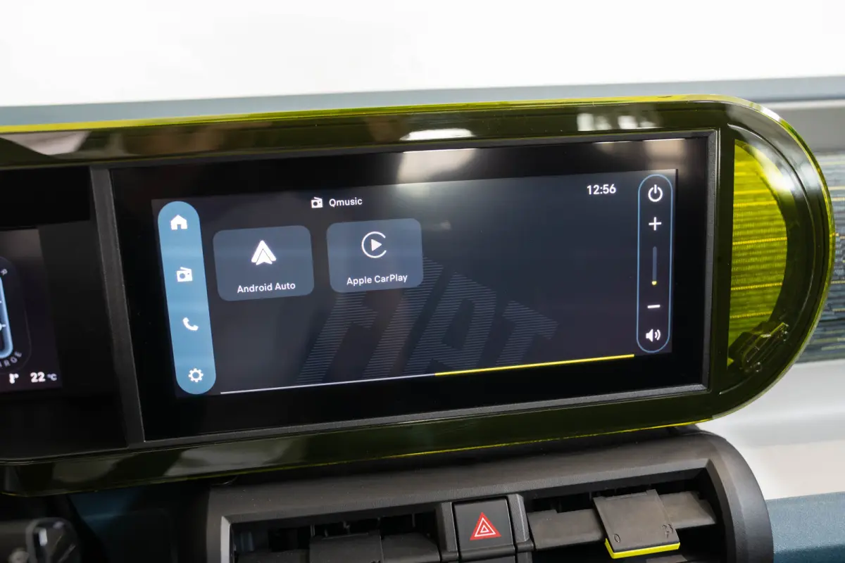 1.2 Hybrid ICON | Apple Carplay & Android Auto | Lichtmetalen velgen | Parkeersensoren | Cruise Controle | Airco |