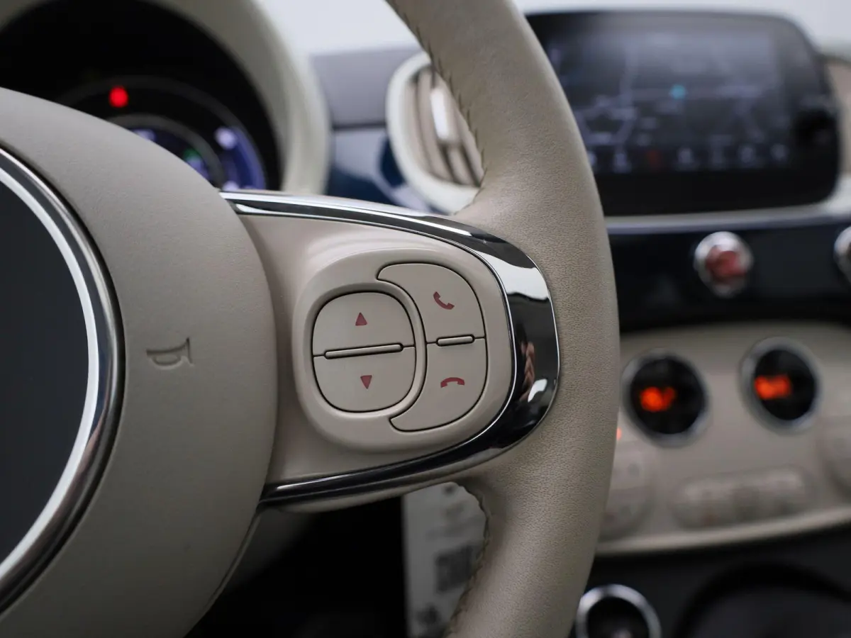 0.9 TwinAir Turbo Collezione | Panoramadak | Airco | Cruise Control | Airco | Lichtmetalen velgen