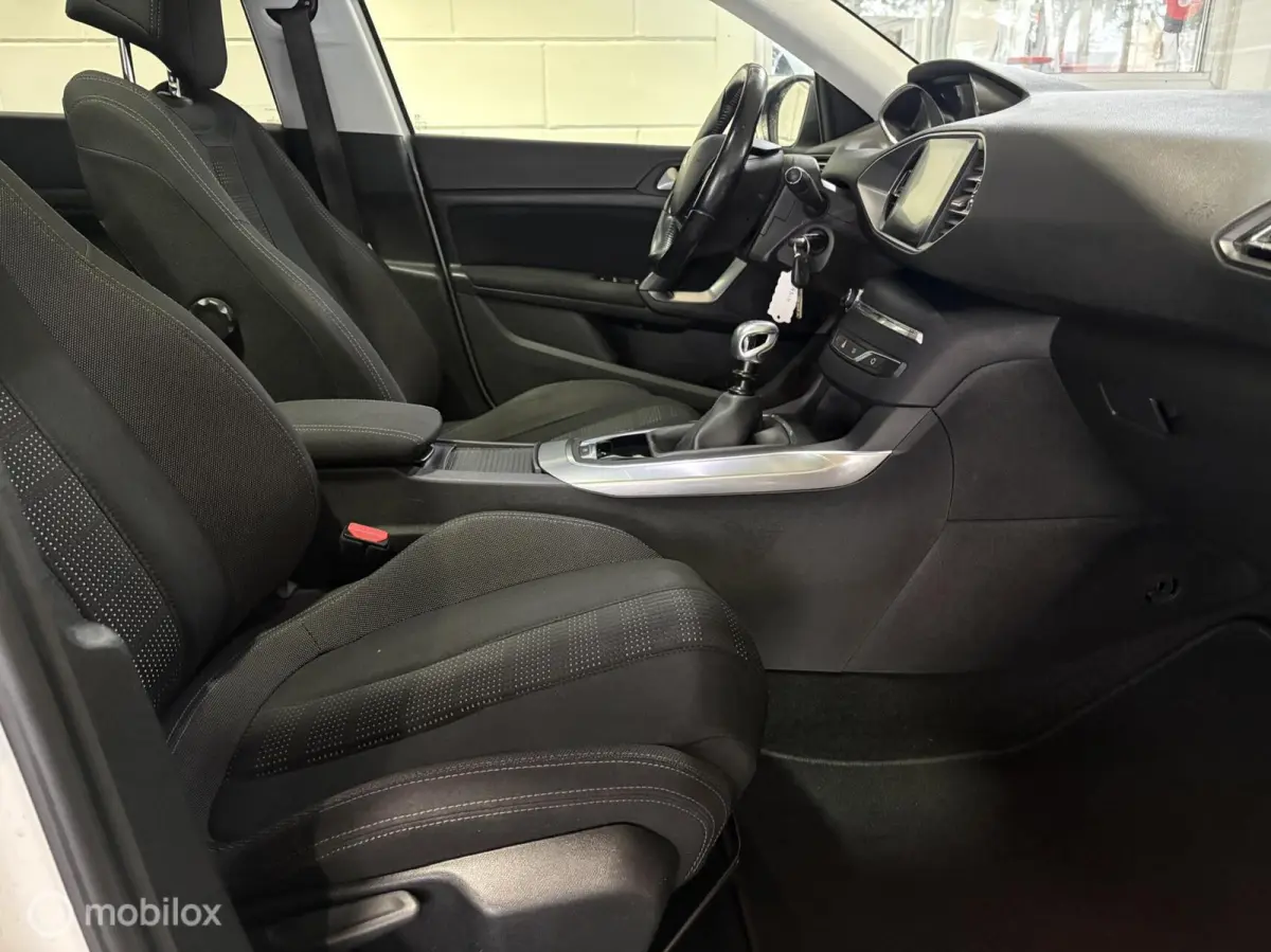 1.2 PureTech Blue Lease Premium Apk - Riem verv. - Navi - Cruise - Panorama