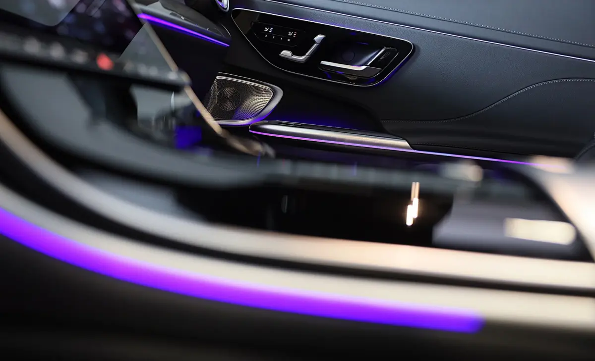 300 e AMG Line / Massage / Head Up / 360 Camera / Acc / BURMESTER / Elek Stoelen / Memory / Open Pano / 19