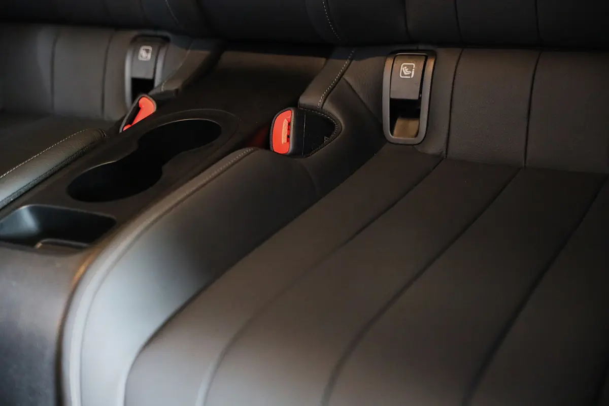 300 e AMG Line / Massage / Head Up / 360 Camera / Acc / BURMESTER / Elek Stoelen / Memory / Open Pano / 19
