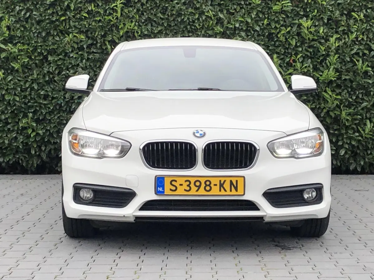 116i Centennial Executive, FACELIFT, HARMAN/KARDON, NAVIGATIE, CRUISE CONTROL, CLIMATE CONTROL, LICHTMETAAL 16"
