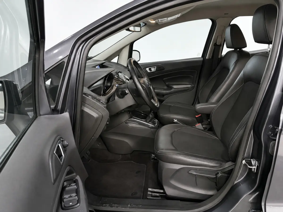1.0 EcoBoost Titanium Clima Stoelverwarming