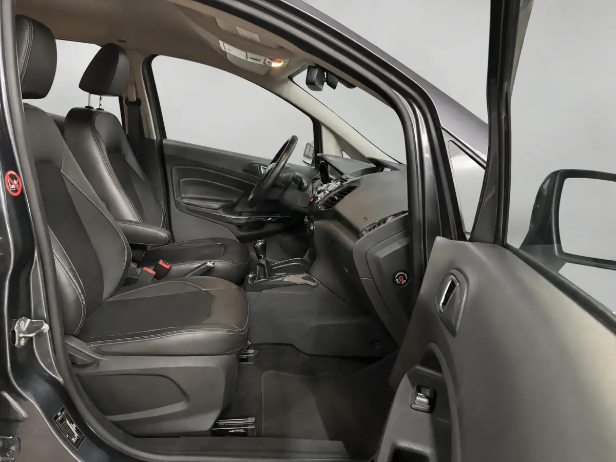 1.0 EcoBoost Titanium Clima Stoelverwarming