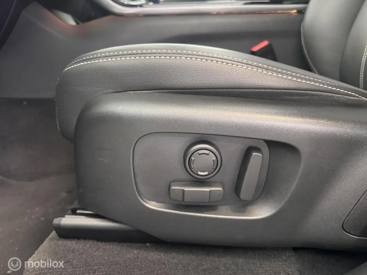 2.0 P400e AWD S PHEV R-DYNAMIC
