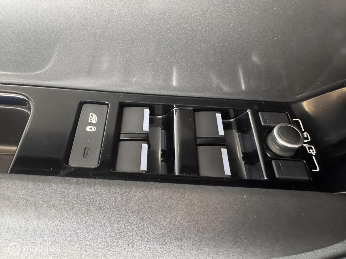 2.0 P400e AWD S PHEV R-DYNAMIC