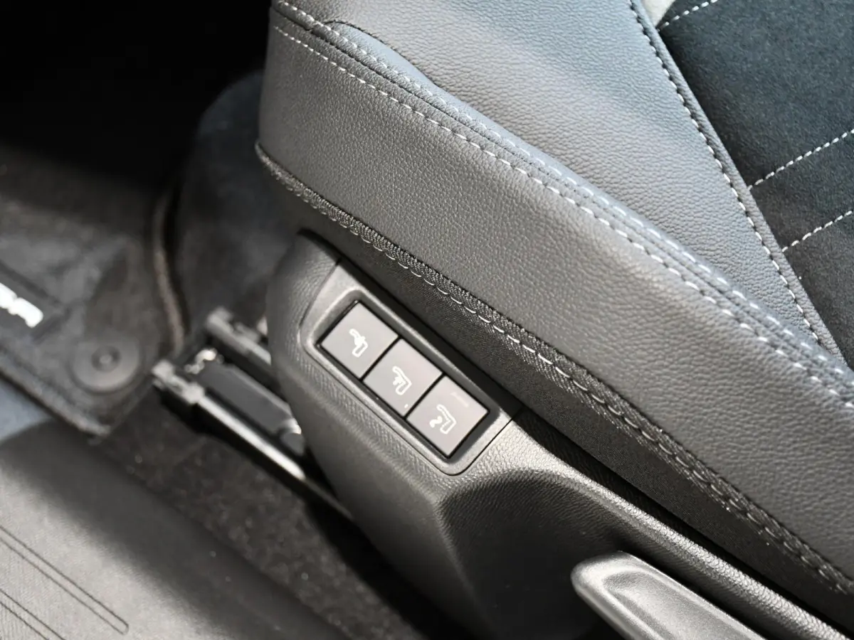 1.2 Turbo Hybrid Ultimate | Leverbaar per januari |