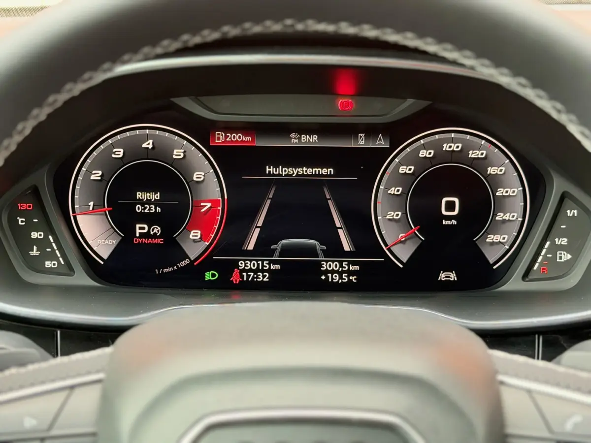 45 TFSI quattro 3x S-Line RSQ3 Look Pano Camera 20"