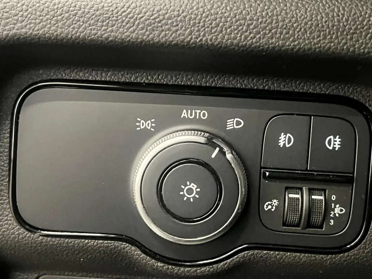 110 CDI Base Airco