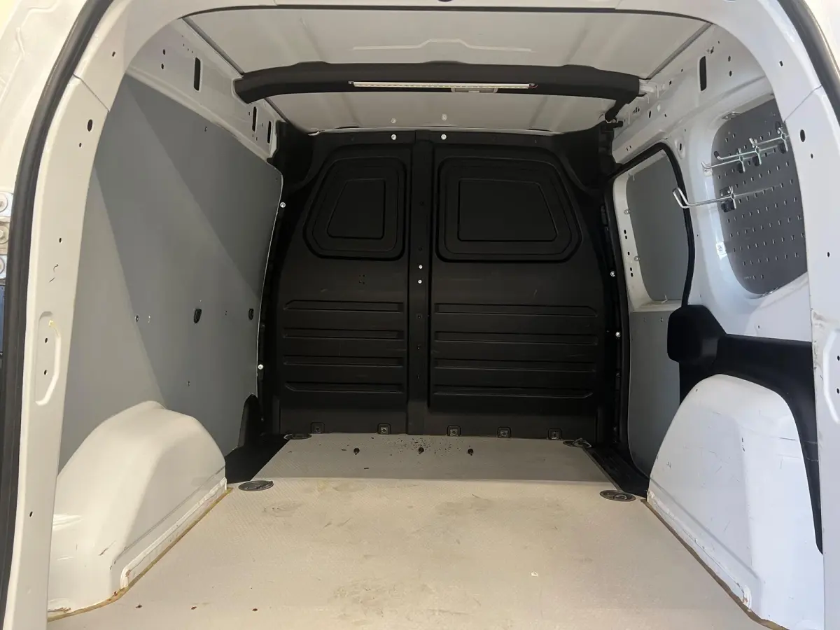 110 CDI Base Airco