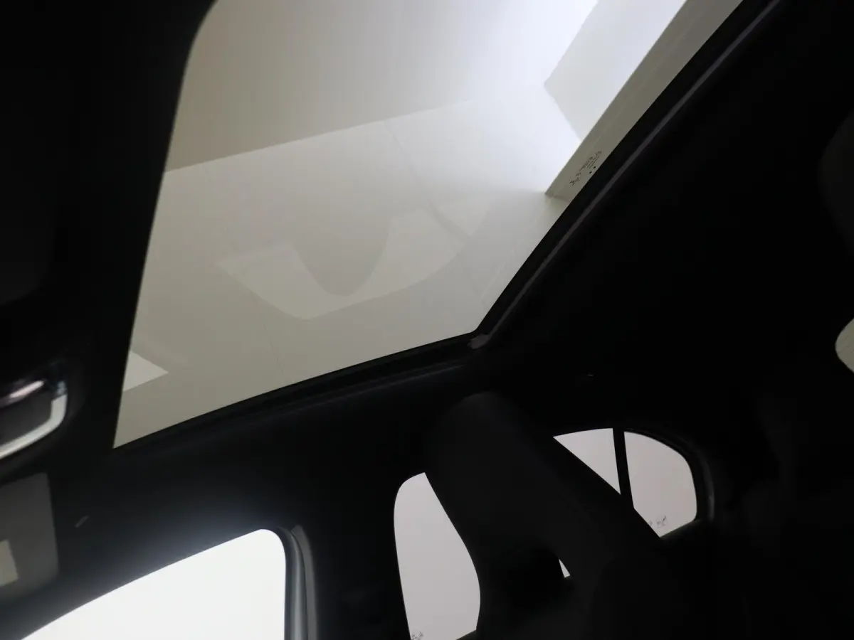 180 Business Solution AMG / Panoramadak/ Memory/ Sfeerverlichting