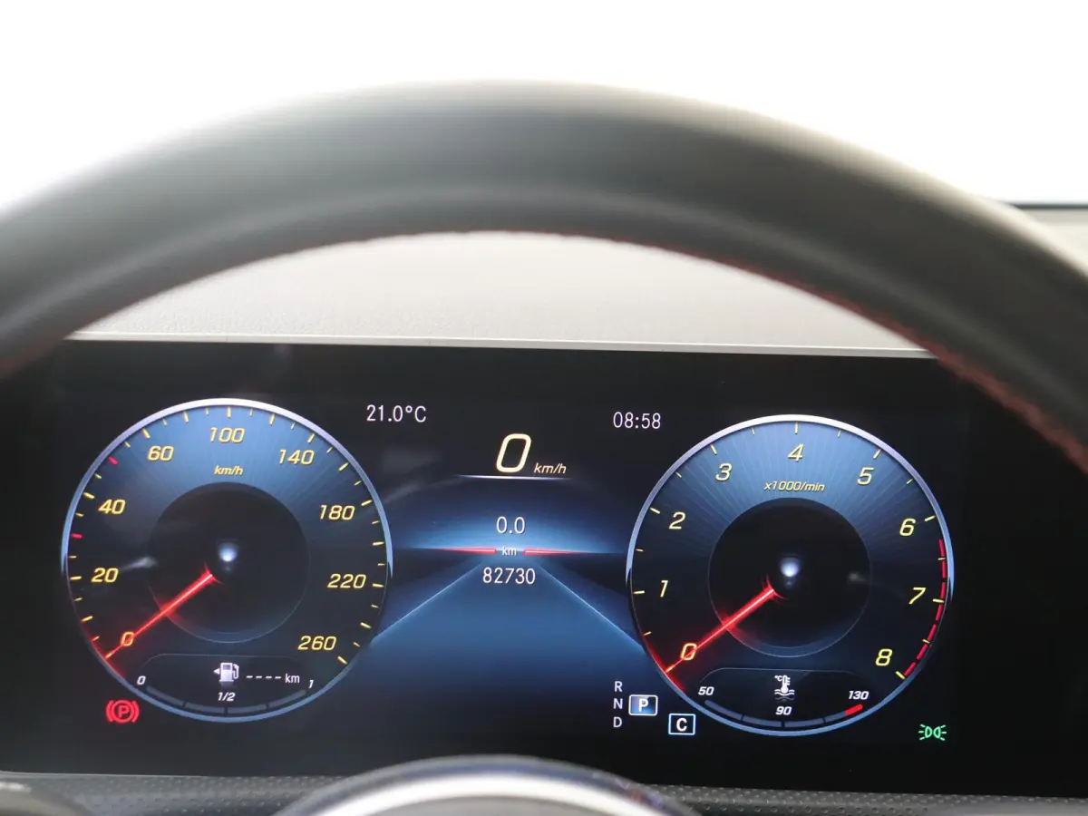 180 Business Solution AMG / Panoramadak/ Memory/ Sfeerverlichting
