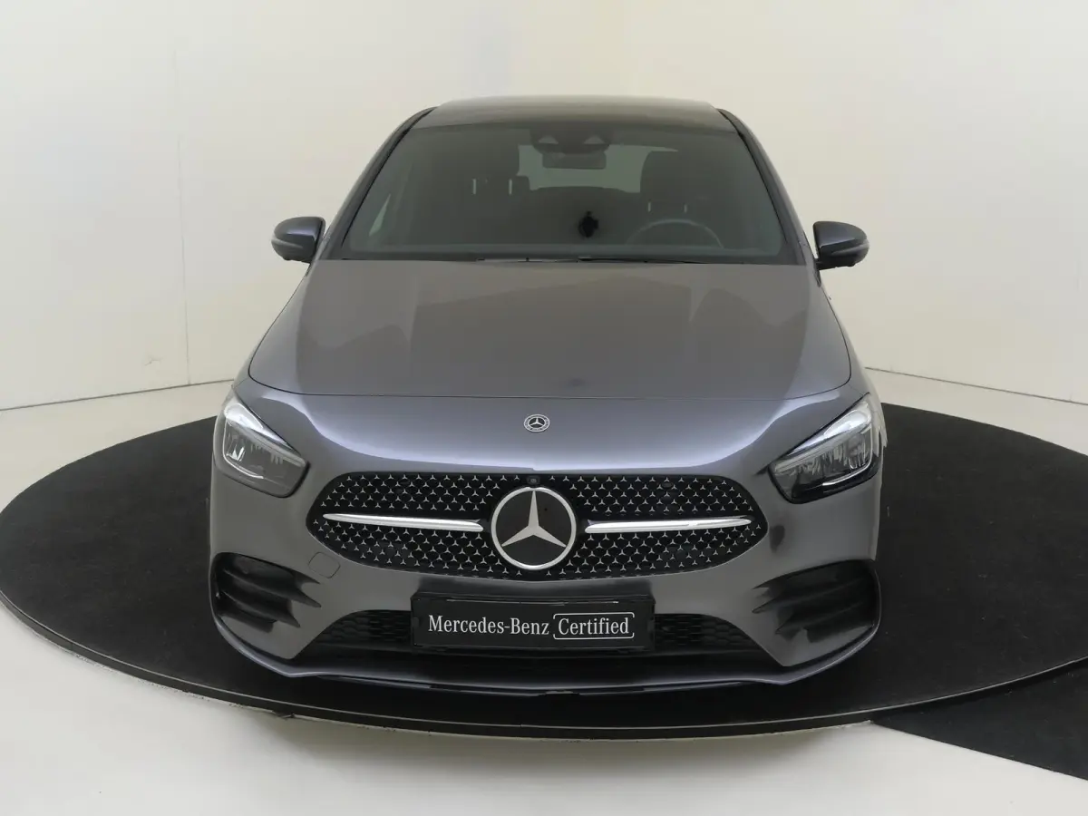 180 AMG Line / 360Graden-Camera / Panoramadak / Sfeerverlichting /