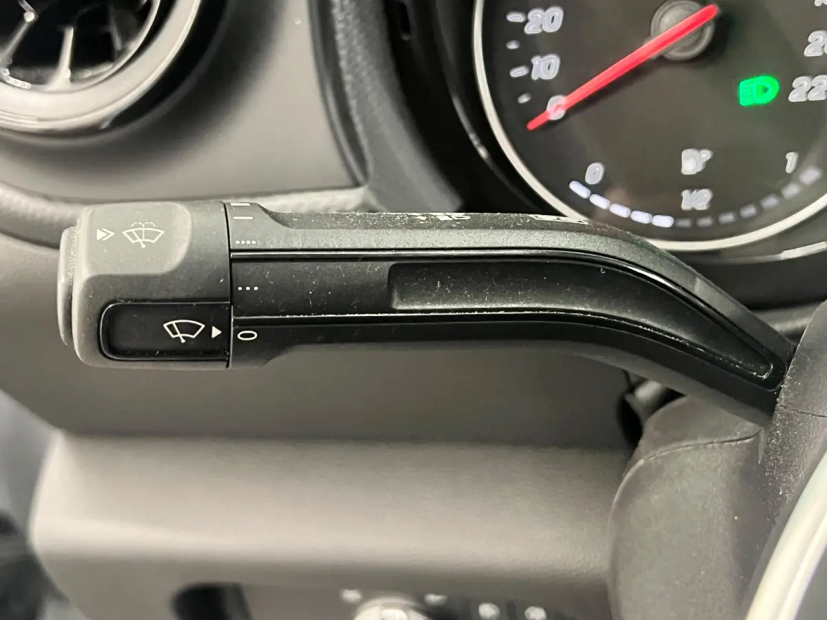 110 CDI Base Airco