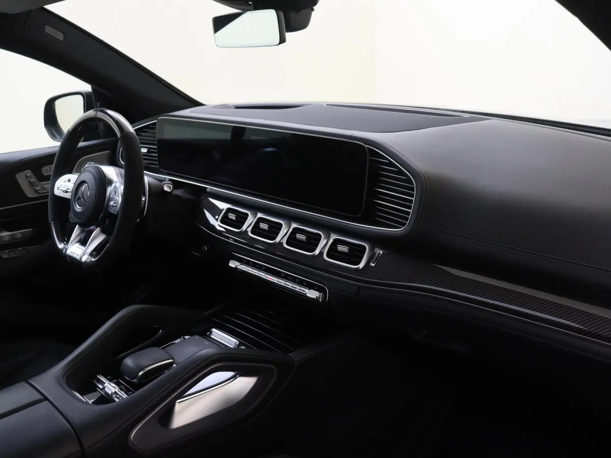 AMG 63 S 4MATIC+ / Panoramadak/ 22 inch/ Burmester/ Memory/ Carbon int. + stuur/ Stoelverwarming V+A