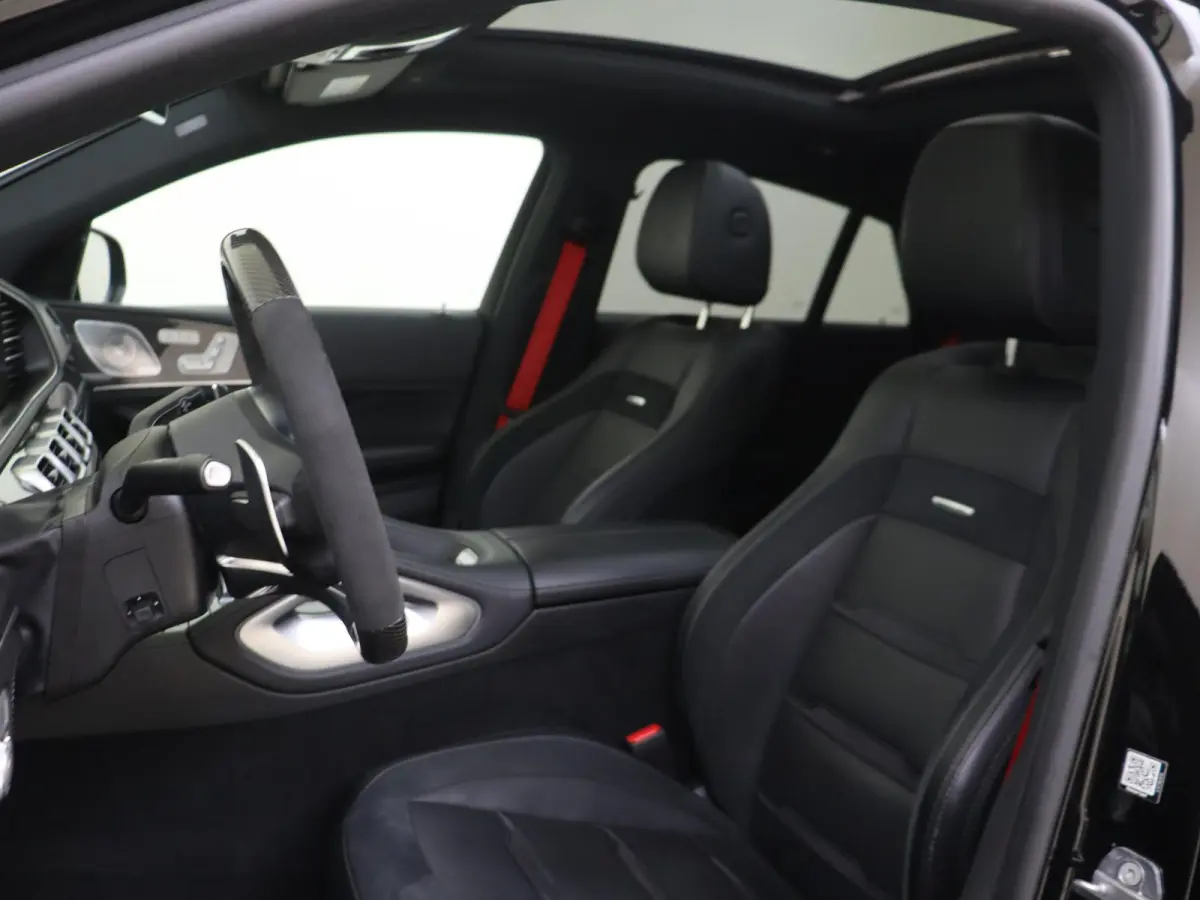 AMG 63 S 4MATIC+ / Panoramadak/ 22 inch/ Burmester/ Memory/ Carbon int. + stuur/ Stoelverwarming V+A