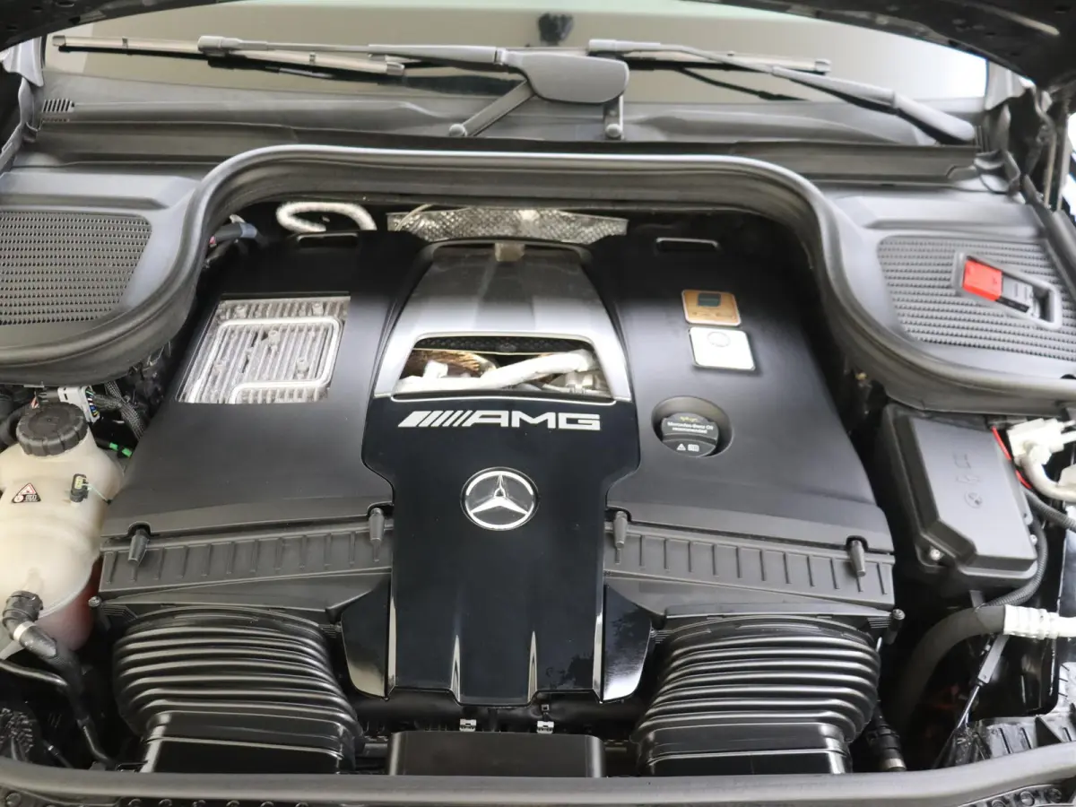 AMG 63 S 4MATIC+ / Panoramadak/ 22 inch/ Burmester/ Memory/ Carbon int. + stuur/ Stoelverwarming V+A