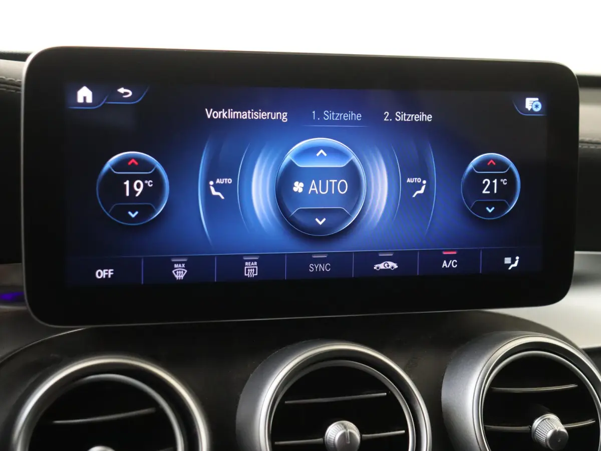 300e 4MATIC Premium Plus / AMG/ 20 inch/ Stoelverwarming V+A/ AIRMATIC/ Burmester
