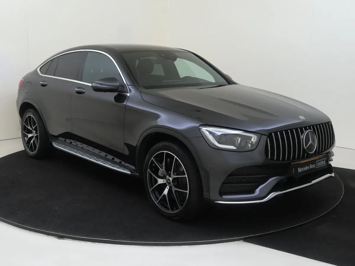 300e 4MATIC Premium Plus / AMG/ 20 inch/ Stoelverwarming V+A/ AIRMATIC/ Burmester