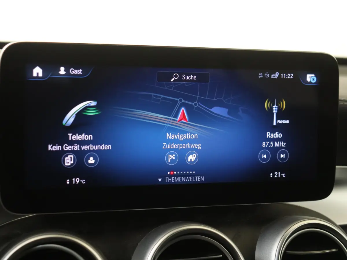 300e 4MATIC Premium Plus / AMG/ 20 inch/ Stoelverwarming V+A/ AIRMATIC/ Burmester