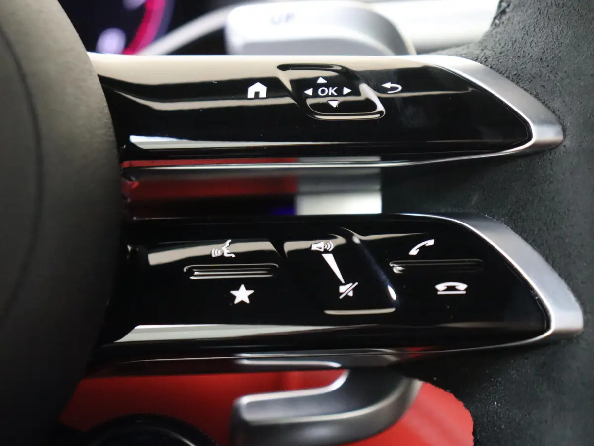 Roadster AMG 43 / V8 Styling/ 21 inch/ Burmester/ Stoelverwarming- & Ventilatie/ Perf. uitlaat