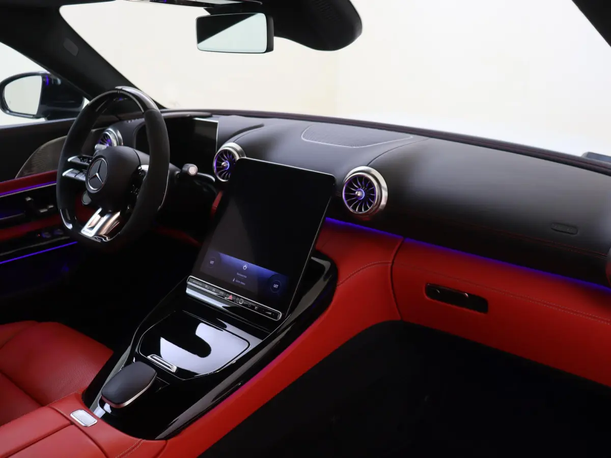Roadster AMG 43 / V8 Styling/ 21 inch/ Burmester/ Stoelverwarming- & Ventilatie/ Perf. uitlaat