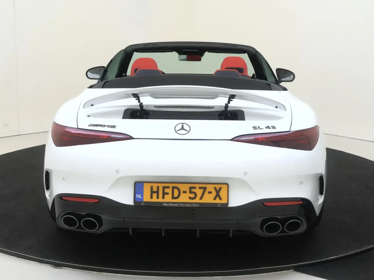 Roadster AMG 43 / V8 Styling/ 21 inch/ Burmester/ Stoelverwarming- & Ventilatie/ Perf. uitlaat