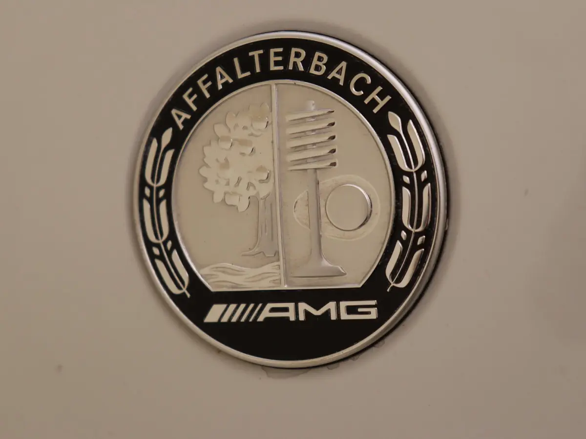 Roadster AMG 43 / V8 Styling/ 21 inch/ Burmester/ Stoelverwarming- & Ventilatie/ Perf. uitlaat