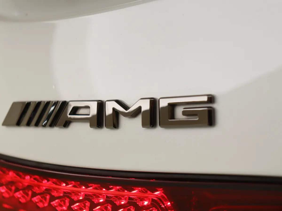 Roadster AMG 43 / V8 Styling/ 21 inch/ Burmester/ Stoelverwarming- & Ventilatie/ Perf. uitlaat
