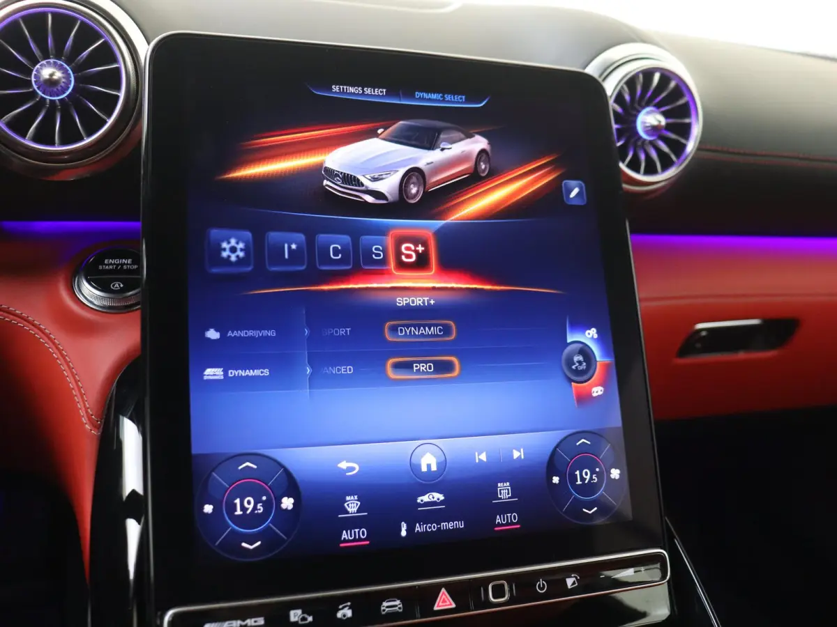 Roadster AMG 43 / V8 Styling/ 21 inch/ Burmester/ Stoelverwarming- & Ventilatie/ Perf. uitlaat