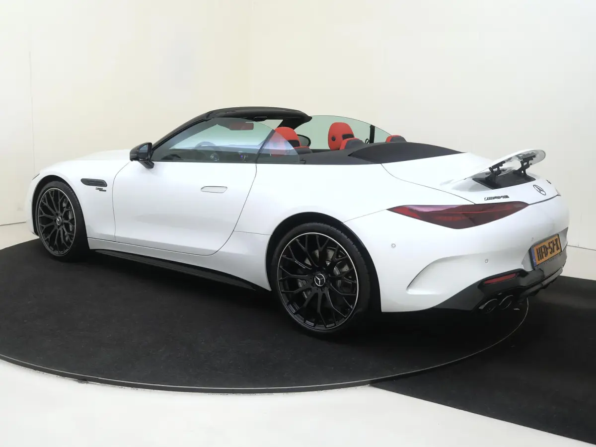 Roadster AMG 43 / V8 Styling/ 21 inch/ Burmester/ Stoelverwarming- & Ventilatie/ Perf. uitlaat