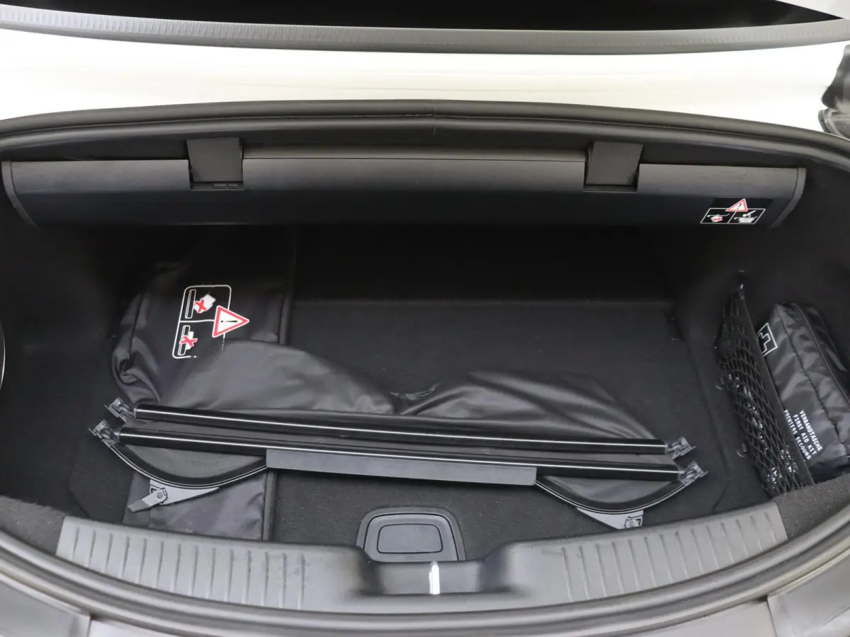 Roadster AMG 43 / V8 Styling/ 21 inch/ Burmester/ Stoelverwarming- & Ventilatie/ Perf. uitlaat