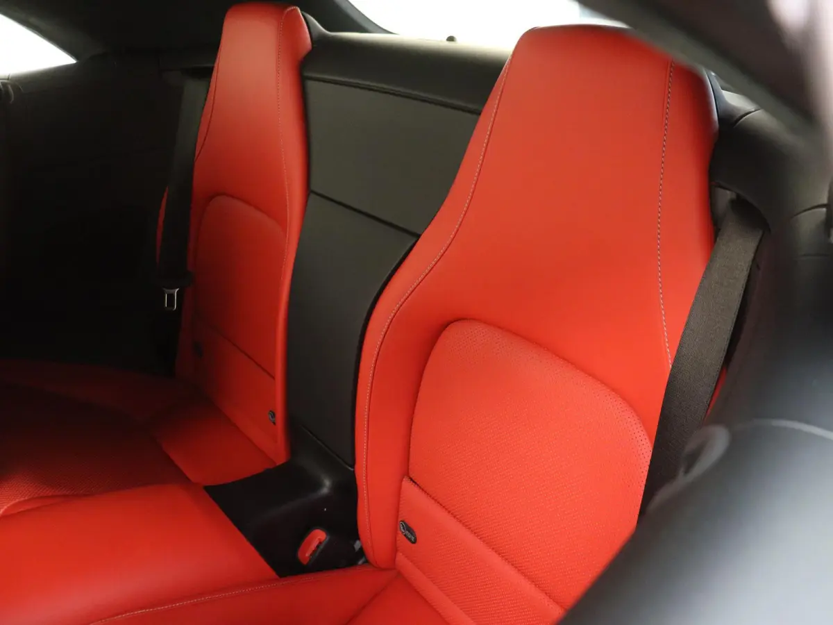 Roadster AMG 43 / V8 Styling/ 21 inch/ Burmester/ Stoelverwarming- & Ventilatie/ Perf. uitlaat